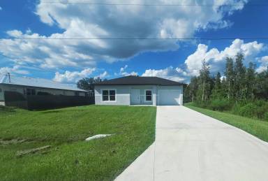 Main picture of 2710 36th St SW