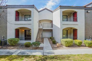 Main picture of Horizons At Seven Hills