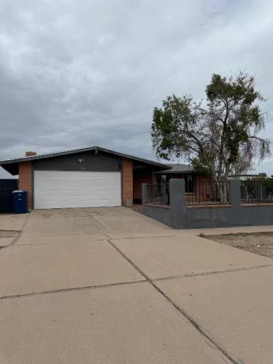 Main picture of 3730 S Sarnoff Dr