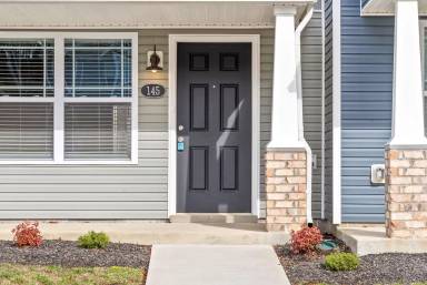 Main picture of 113 Davis Ridge Ln