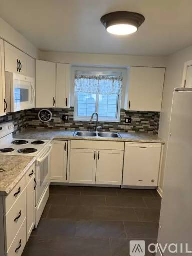 Main picture of 526 Foster St