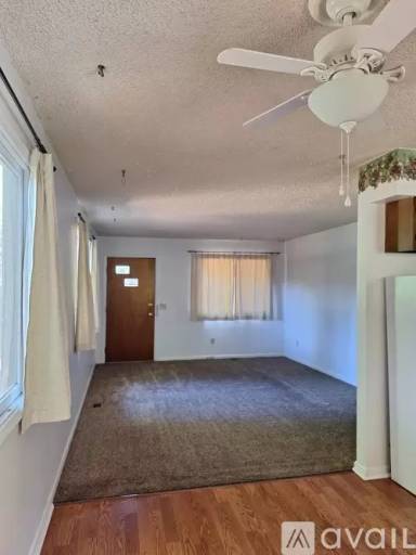 Main picture of 1929 Burlington Ave