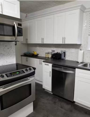 Main picture of 417 Marion