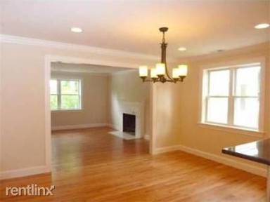 Main picture of 15 Heath St