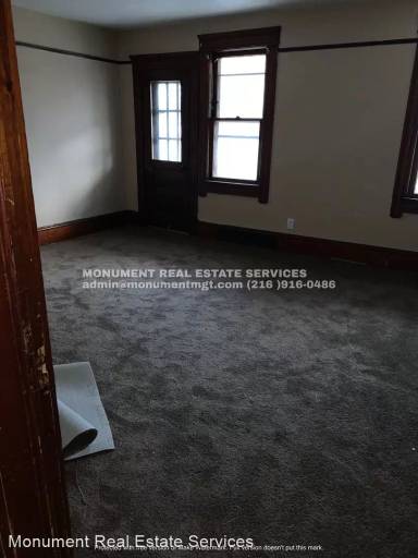 Main picture of 7803 Cornelia Ave