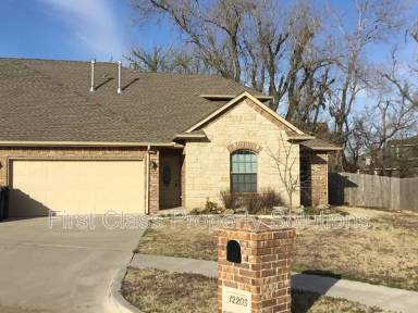 Main picture of 12203 Buckingham Ln