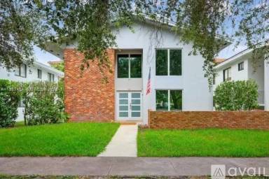 Main picture of 539 Menendez Ave