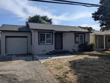 Main picture of 2305 Woolner Ave