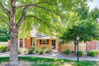 Main picture of 9918 Grove Way