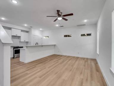 Main picture of 8627 Homewood Ln