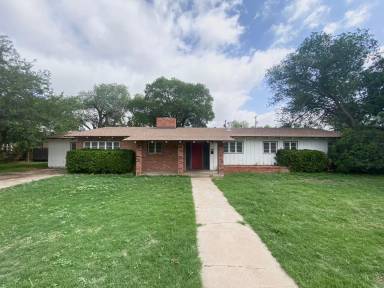 Main picture of 3608 27th St