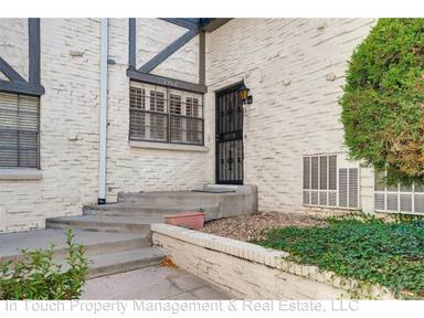 Main picture of 3556 S Ivanhoe St