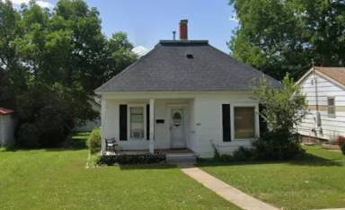 Main picture of 916 N Sheridan Ave