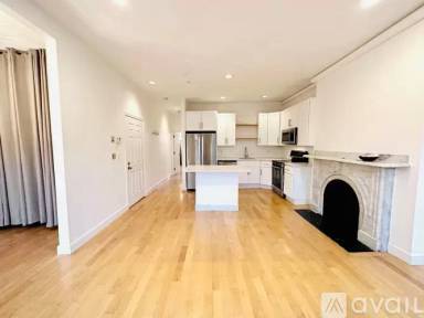 Main picture of 662 Massachusetts Ave
