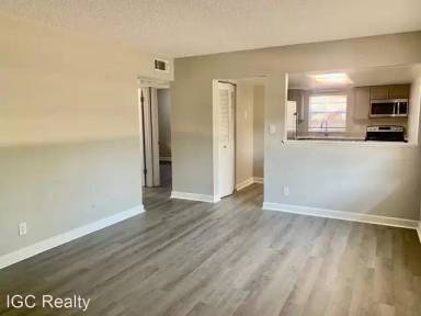Main picture of 1895 40th Ave