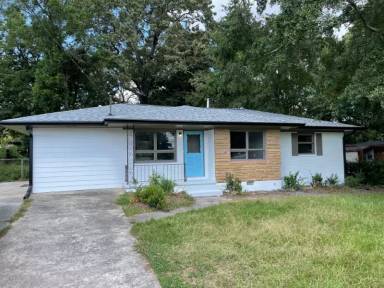 Main picture of 2708 Chamblee Tucker Rd