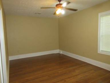 Main picture of 1220 Catherine St