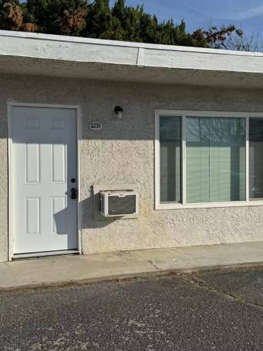 Main picture of Bellevue Cottages