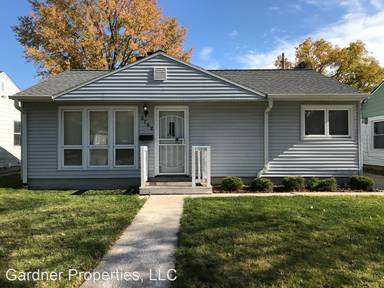 Main picture of 3752 N 61st St