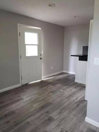 Main picture of 218 S Ruby St