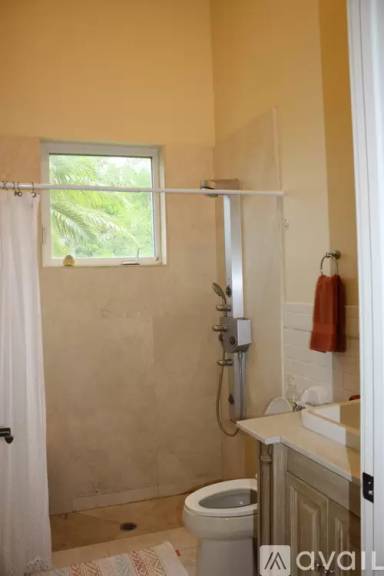 Main picture of 5862 Homeland Rd