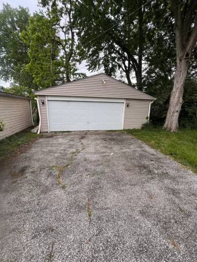 Main picture of 4702 Burleigh Rd