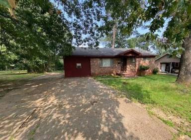 Main picture of 3646 Southland Dr