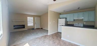 Main picture of 4460 Loomis Ave