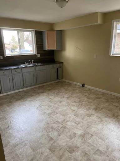 Main picture of 4633 Blueberry Ave