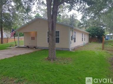 Main picture of 848 Alexander St
