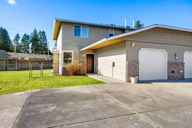 Main picture of 11026 3rd Ave W