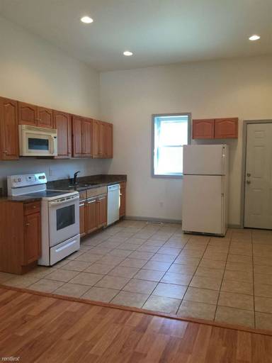 Main picture of 1823 N Wolfe St