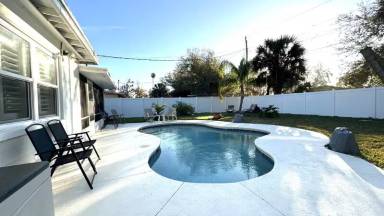 Main picture of 1121 Clearwater Rd