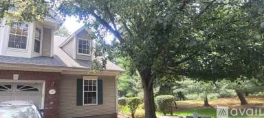 Main picture of 15 Diamond Ct