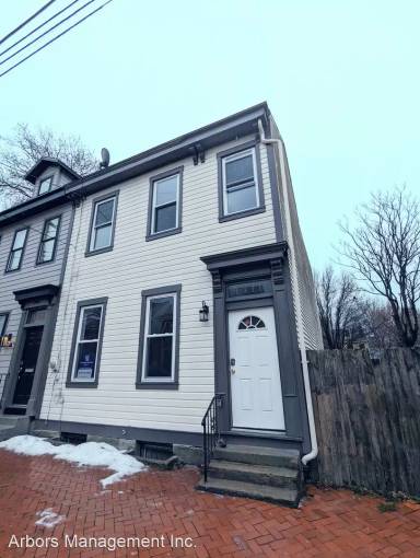 Main picture of 1411 W North Ave