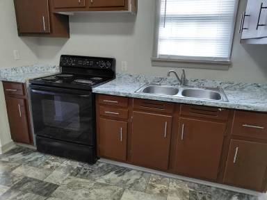 Main picture of 2951 Jefferson St