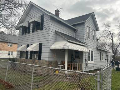 Main picture of 3295 W 46th St
