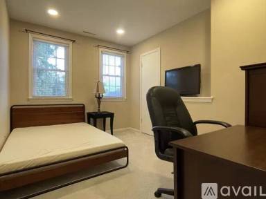 Main picture of 10540 Assembly Dr