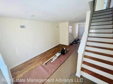 Main picture of 2946 N Bambrey St