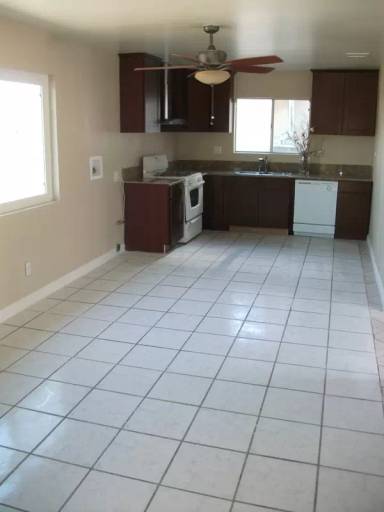 Main picture of 26001 Juanita St