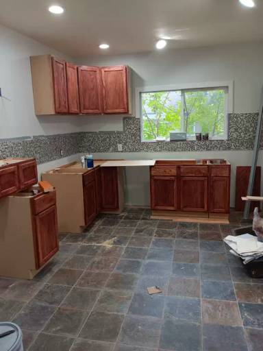 Main picture of 600 N Sherman St