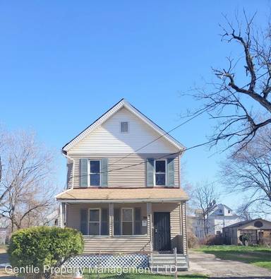 Main picture of 5066 Pershing Ave