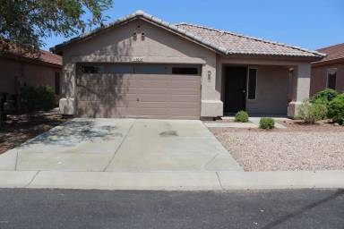 Main picture of 6650 E Barstow St