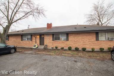 Main picture of 406 Cedar Dr