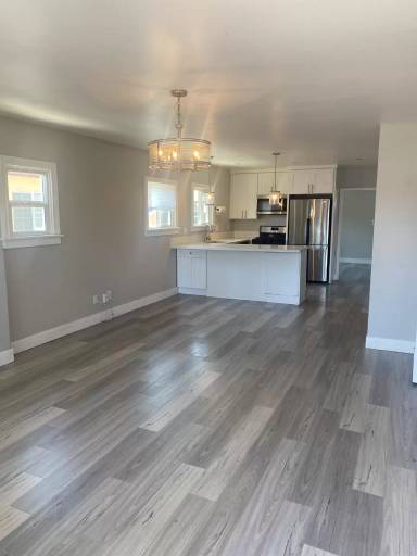 Main picture of 4230 42nd St