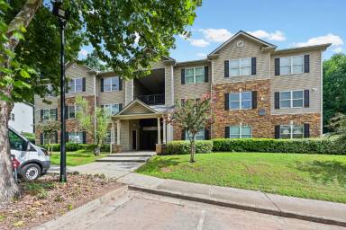 Main picture of 3202 Fairington Club Dr