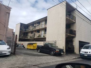 Main picture of 1731 Democrat St
