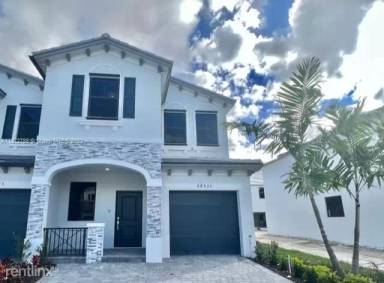 Main picture of 28533 SW 134th Ave
