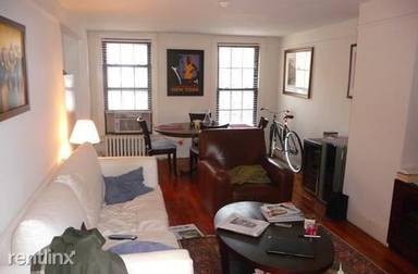 Main picture of 304 Bleecker St