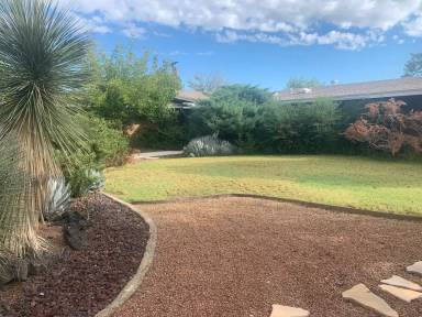 Main picture of 2011 Turrentine Dr